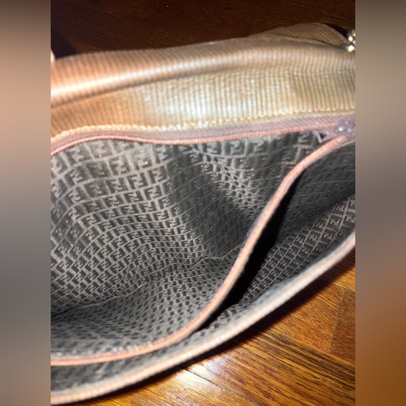 Authentic Vintage Fendi Bag - Picture 7 of 8